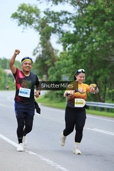 Runner Photo 2052596