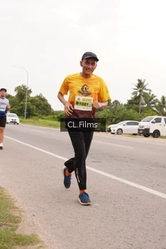 Runner Photo 2052623