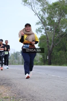 Runner Photo 2052666