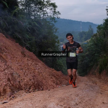 Runner Photo 2052771