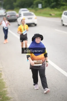 Runner Photo 2052776