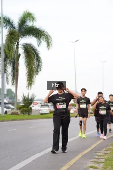 Runner Photo 2052782