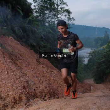 Runner Photo 2052809