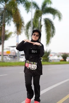 Runner Photo 2052830