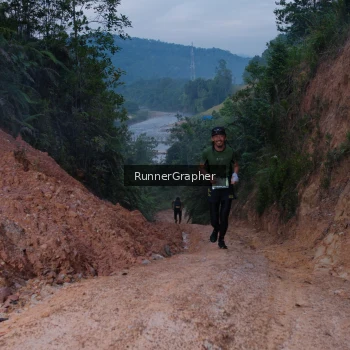 Runner Photo 2052838
