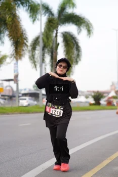 Runner Photo 2052845