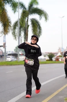 Runner Photo 2052850