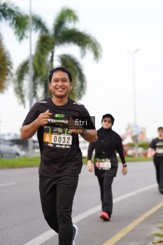 Runner Photo 2052867