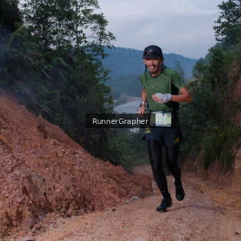 Runner Photo 2052902