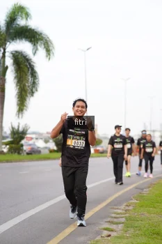 Runner Photo 2052904