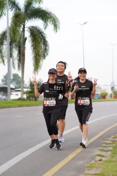 Runner Photo 2052995