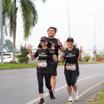 Runner Photo 2053005