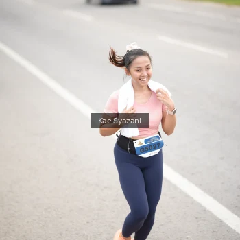 Runner Photo 2053041