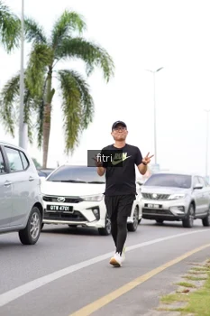 Runner Photo 2053064