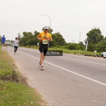 Runner Photo 2053075