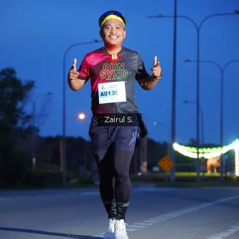 Runner Photo 2053105