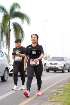 Runner Photo 2053128