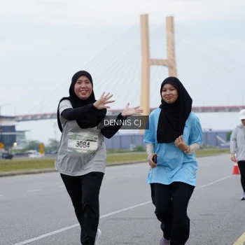 Runner Photo 2053309