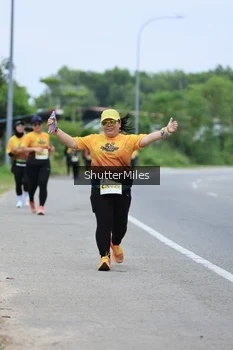 Runner Photo 2053340