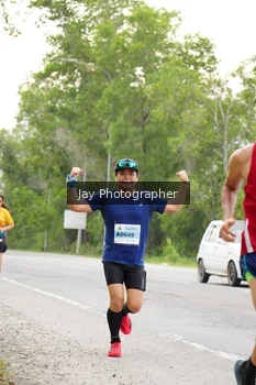 Runner Photo 2053359