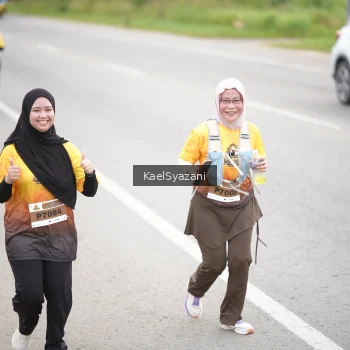 Runner Photo 2053377