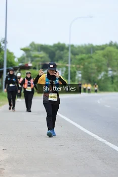 Runner Photo 2053444