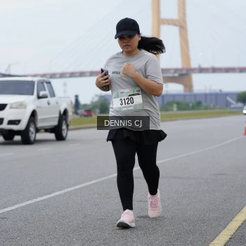 Runner Photo 2053467