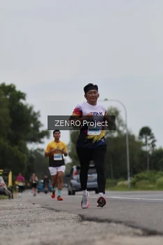 Runner Photo 2053520
