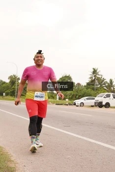 Runner Photo 2053553
