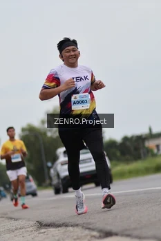Runner Photo 2053591