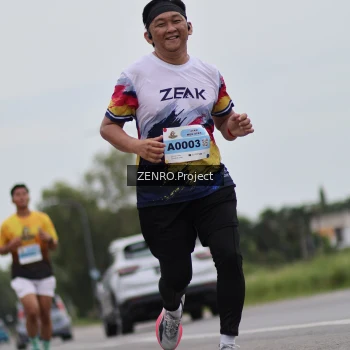 Runner Photo 2053604
