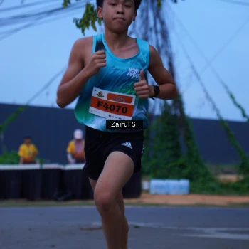 Runner Photo 2053684