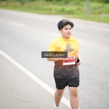 Runner Photo 2053721