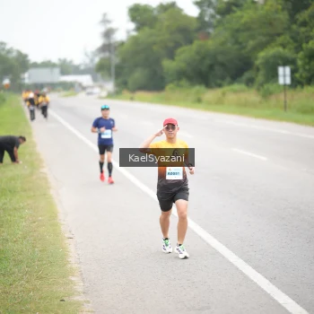 Runner Photo 2053813