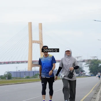 Runner Photo 2053828