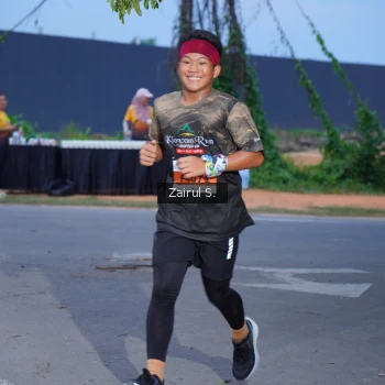 Runner Photo 2053889