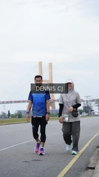 Runner Photo 2053914
