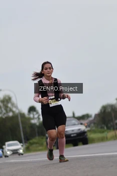 Runner Photo 2053928