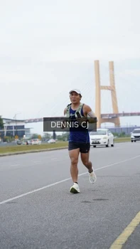 Runner Photo 2053960