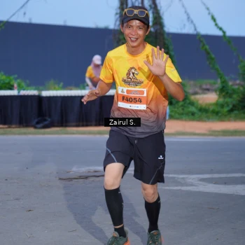 Runner Photo 2053981