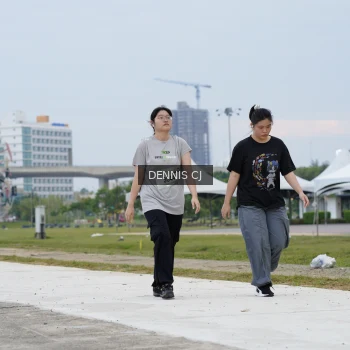 Runner Photo 2054003