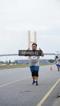 Runner Photo 2054028