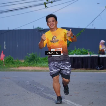 Runner Photo 2054045