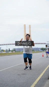 Runner Photo 2054050