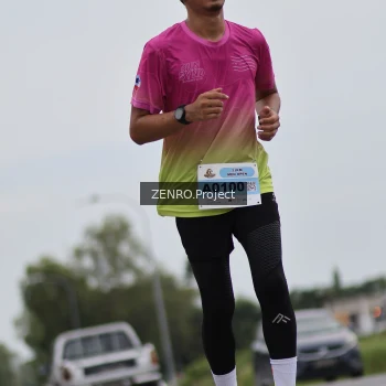 Runner Photo 2054172