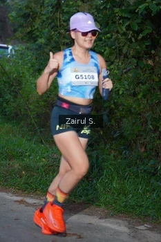 Runner Photo 2054210