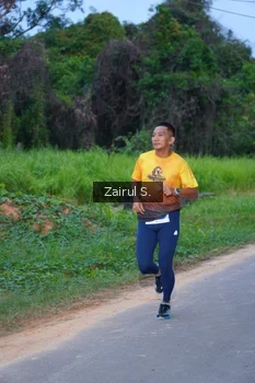 Runner Photo 2054248