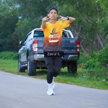 Runner Photo 2054255