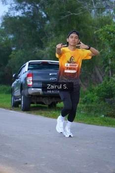 Runner Photo 2054282