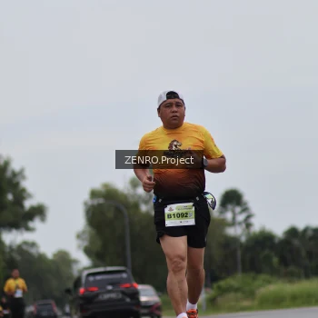 Runner Photo 2054307